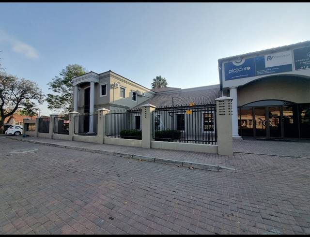780M² BUSINESS FOR SALE IN BO-DORP